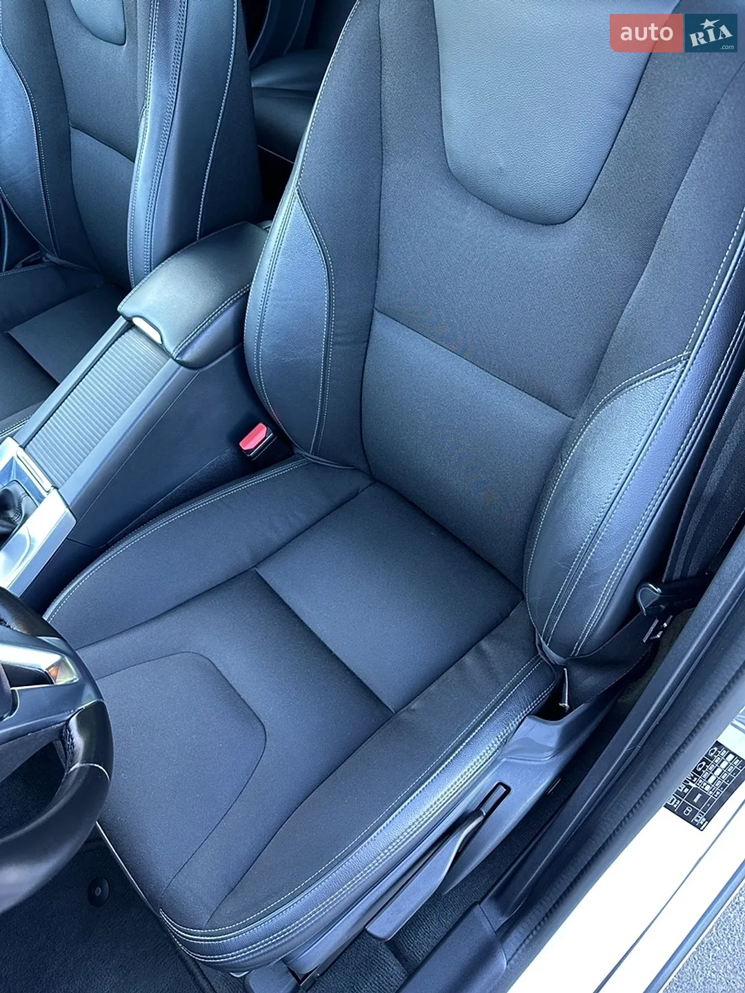2016 Volvo V60 - мініатюра 29