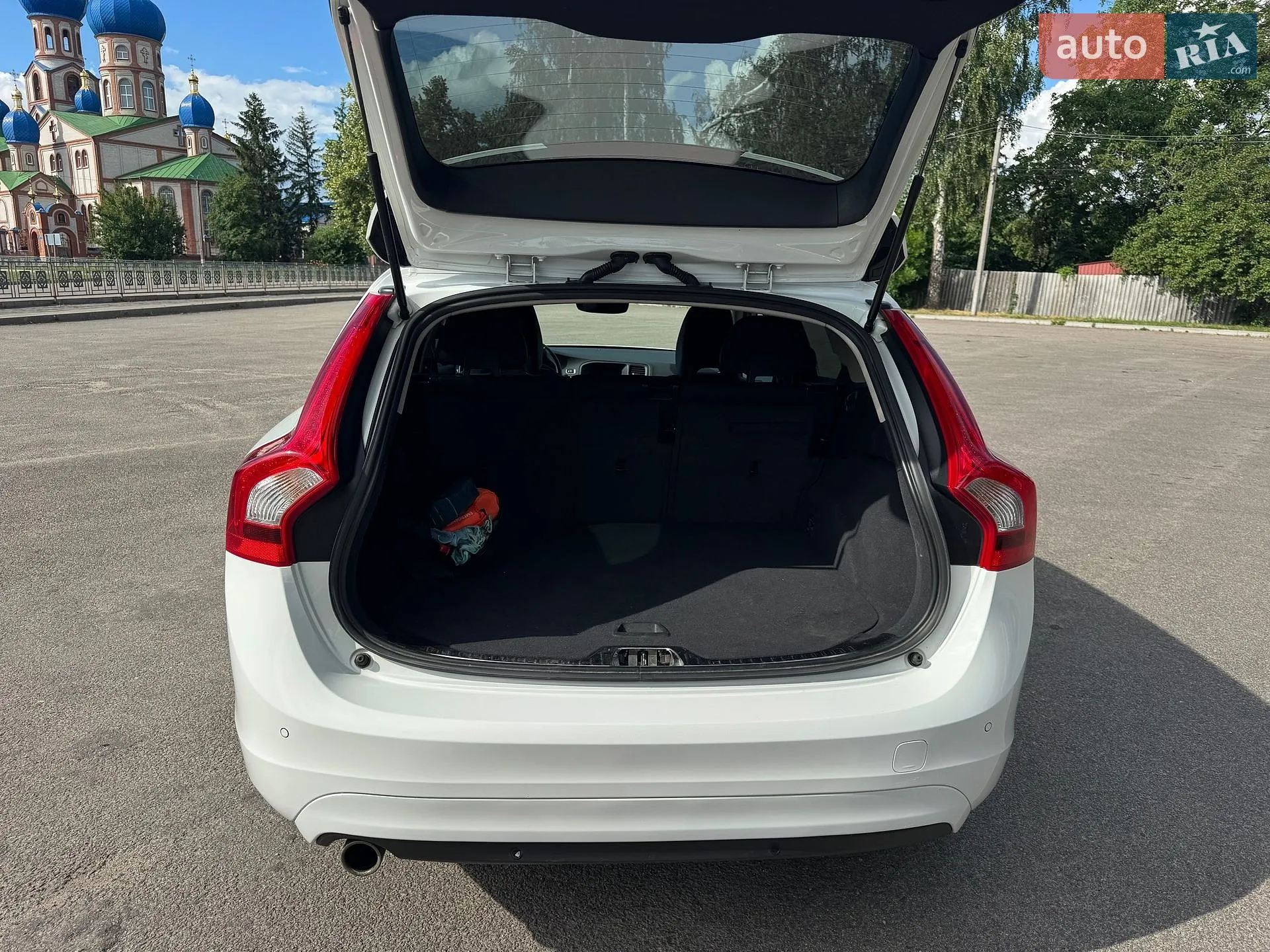 2016 Volvo V60 - мініатюра 16