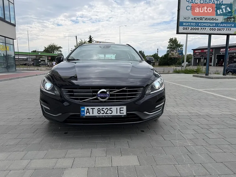 Volvo V60 2014