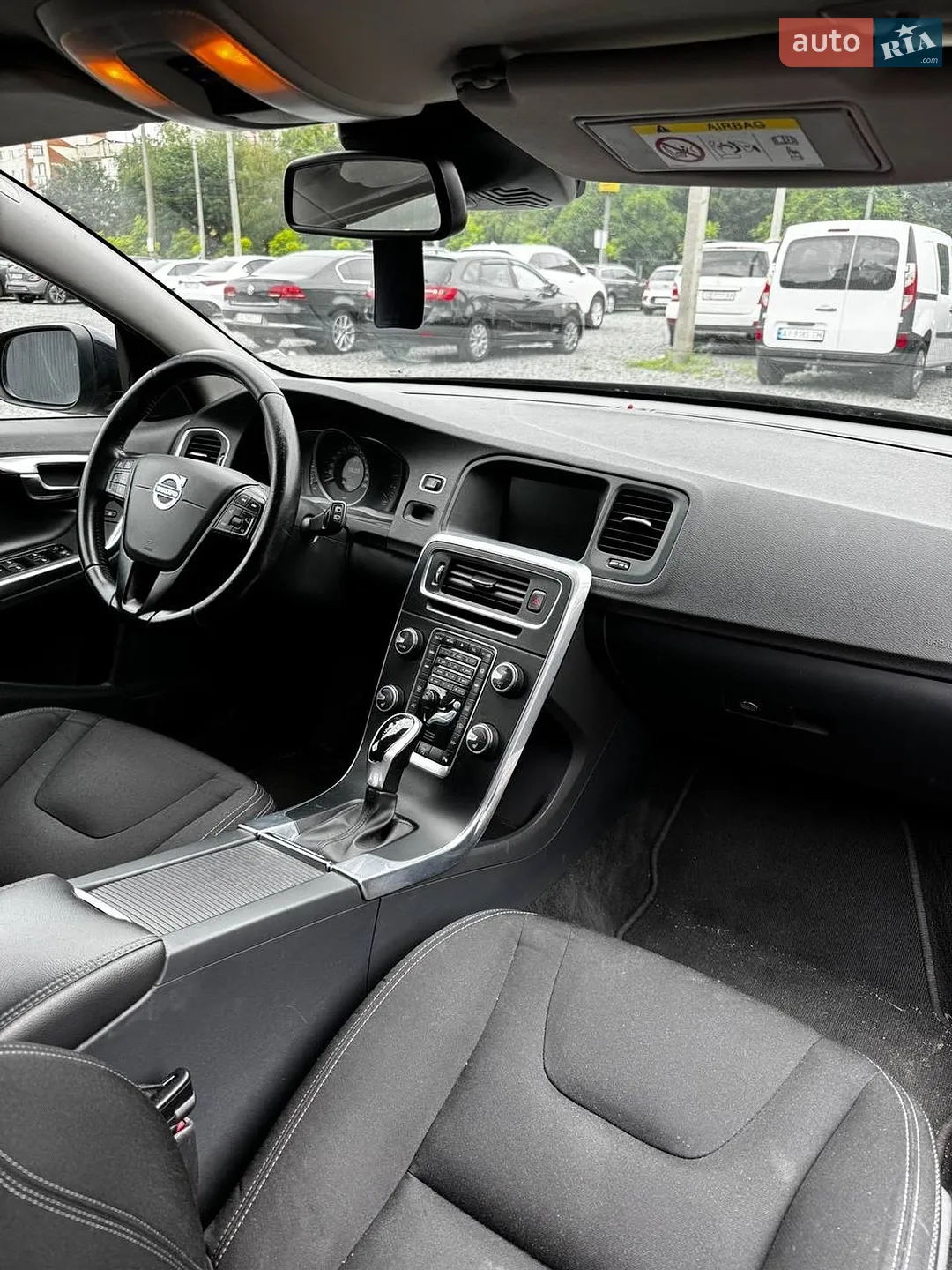 2015 Volvo V60 - мініатюра 9