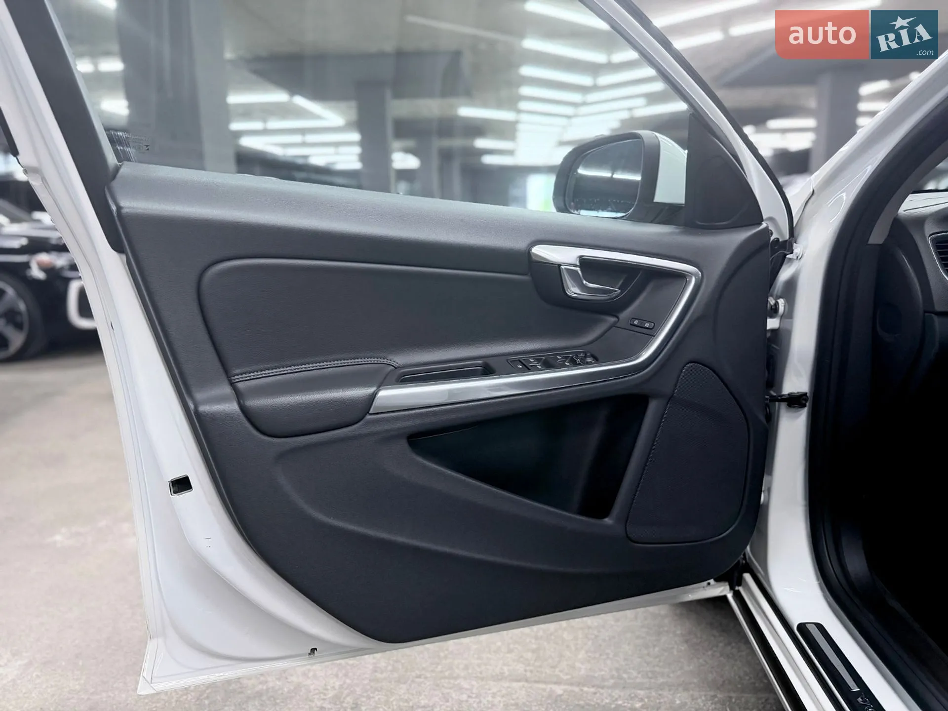 2016 Volvo V60 - мініатюра 10