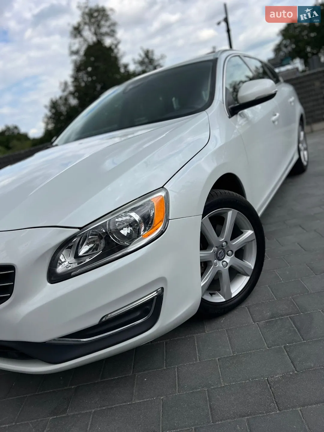 2017 Volvo V60 - мініатюра 4