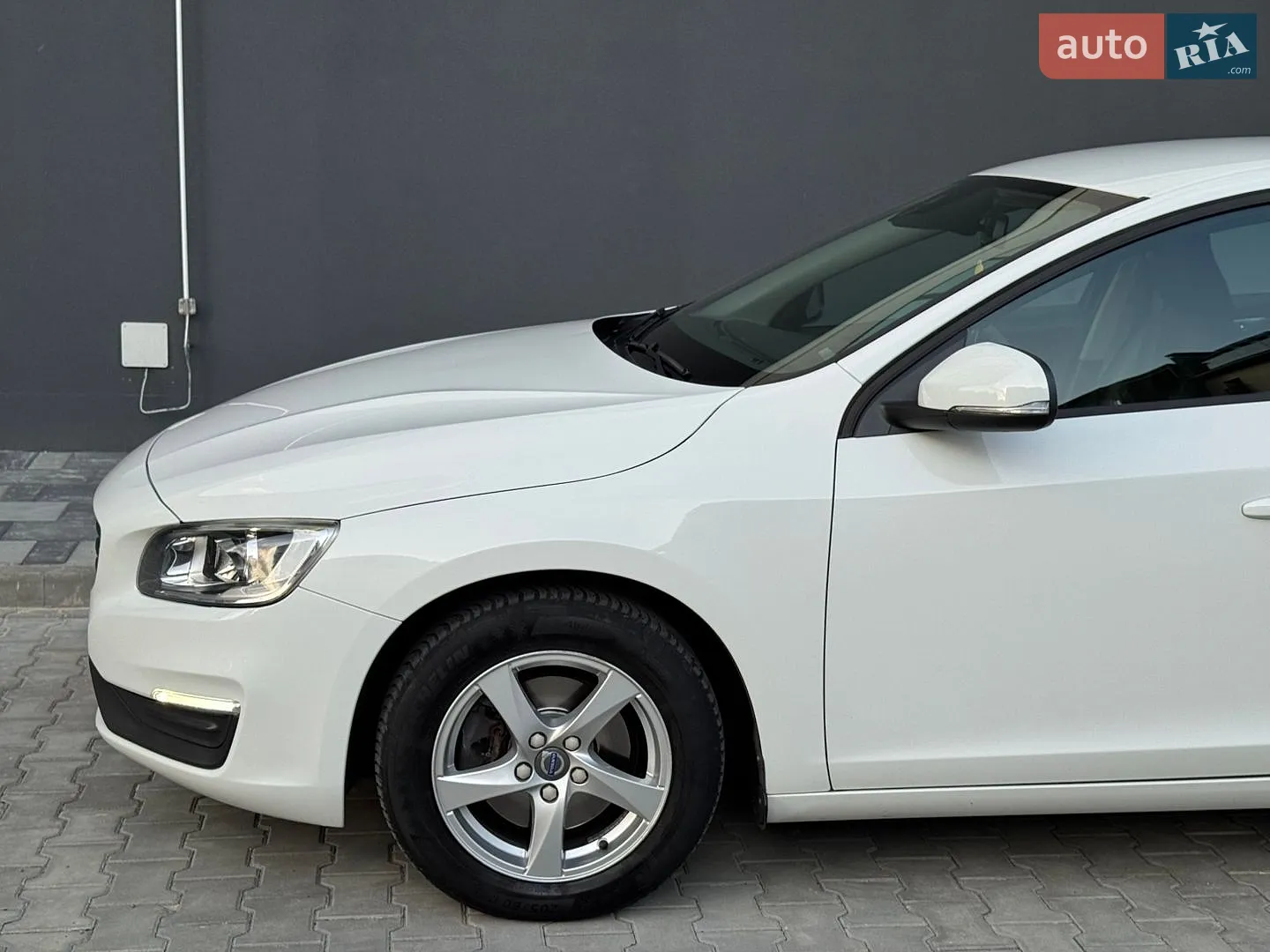 2015 Volvo V60 - мініатюра 8