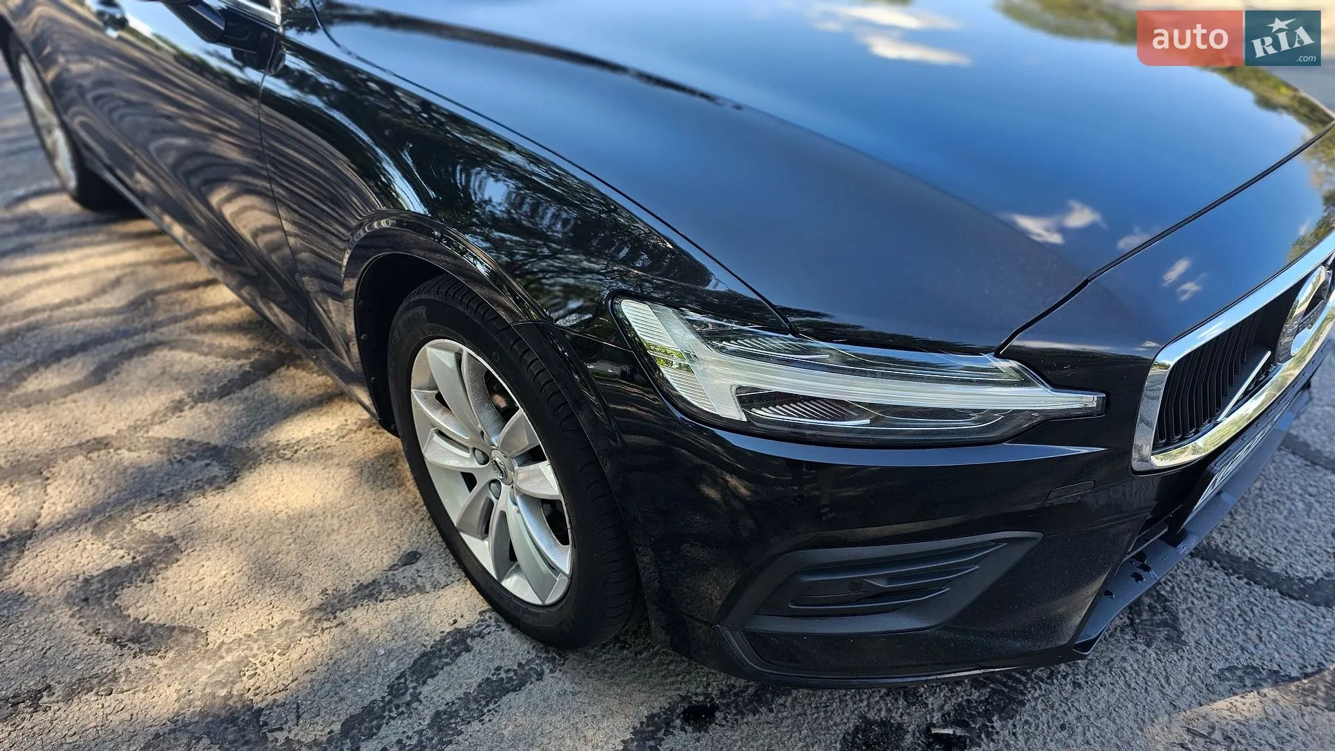 2019 Volvo V60 - мініатюра 3
