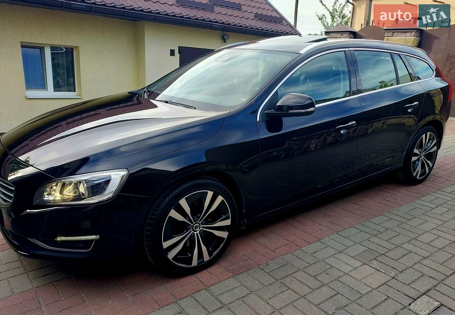 2017 Volvo V60 - мініатюра 6