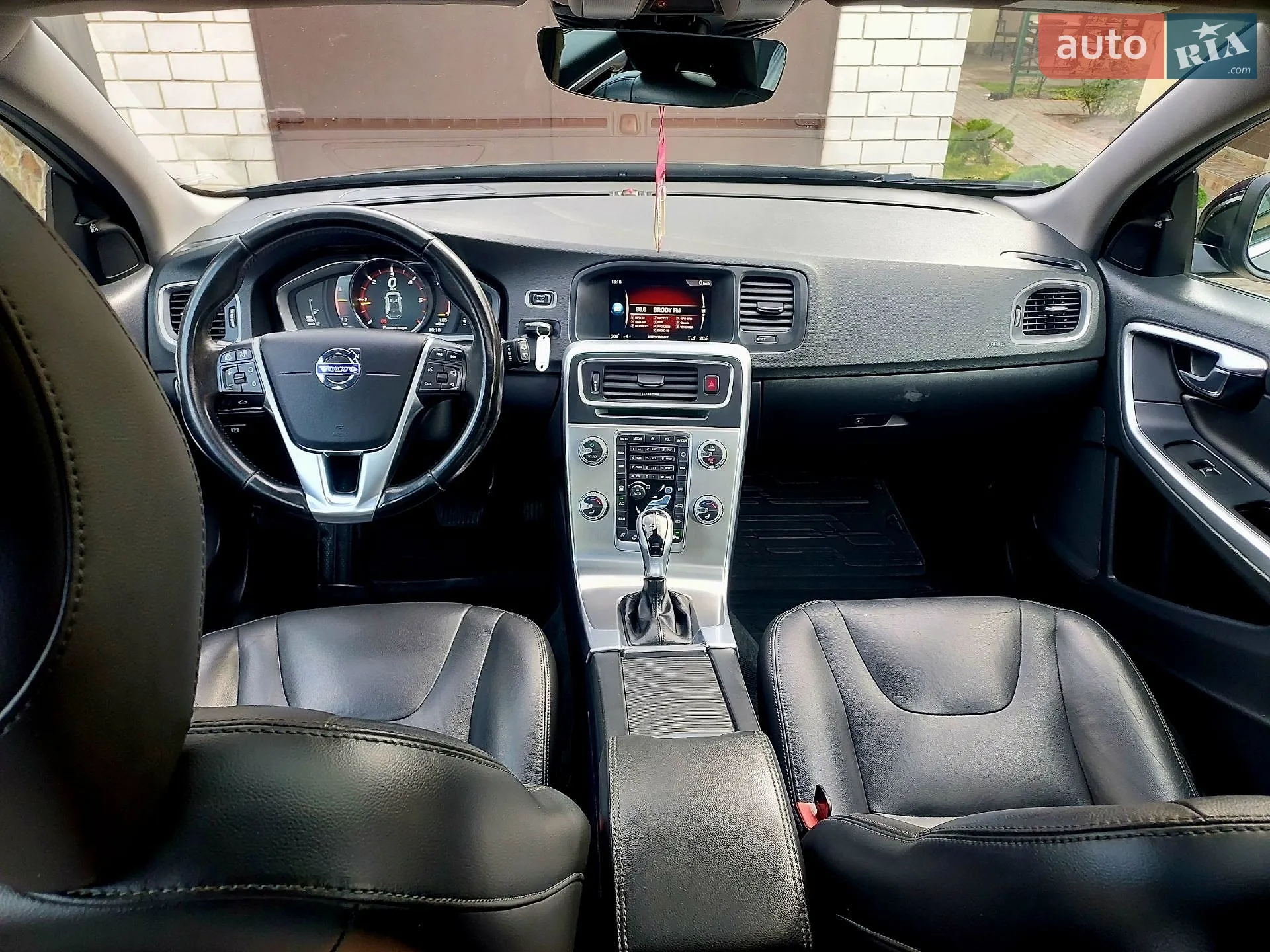 2017 Volvo V60 - мініатюра 23