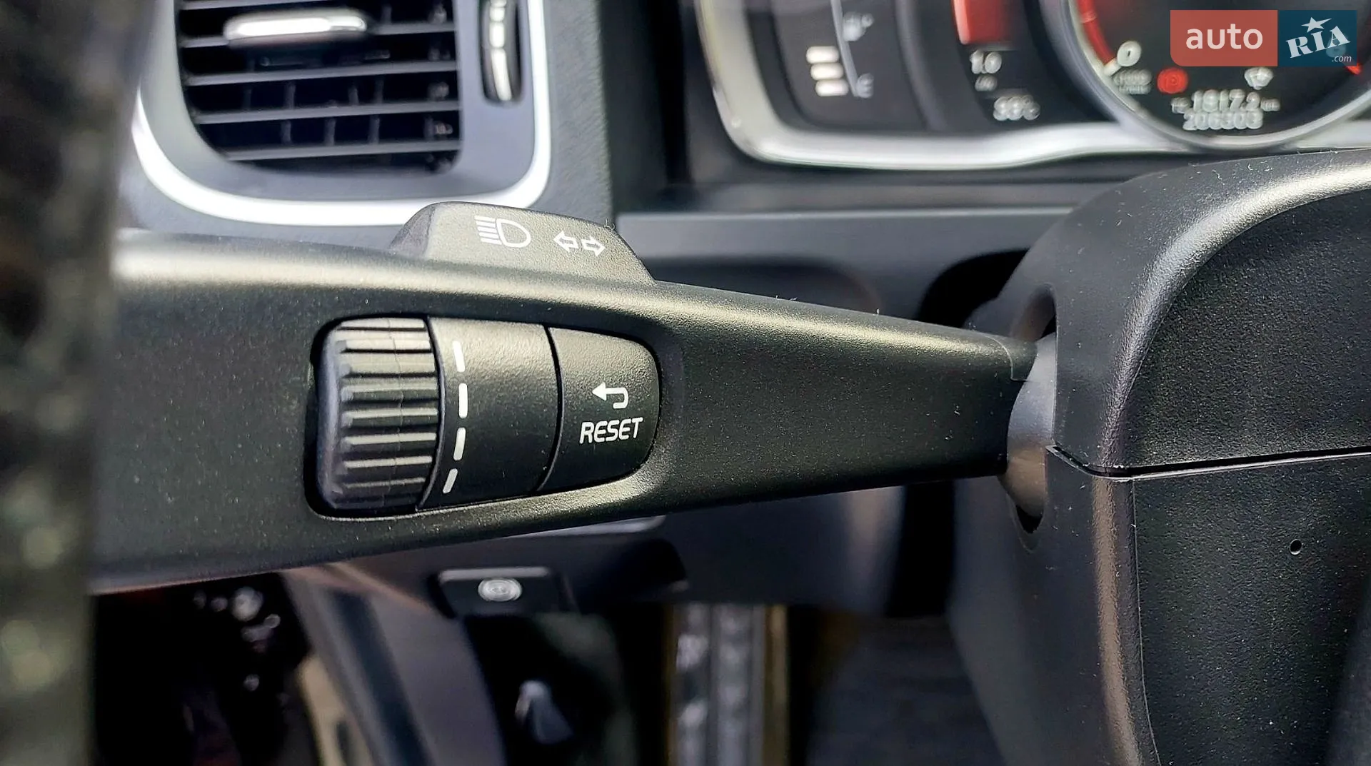 2017 Volvo V60 - мініатюра 32