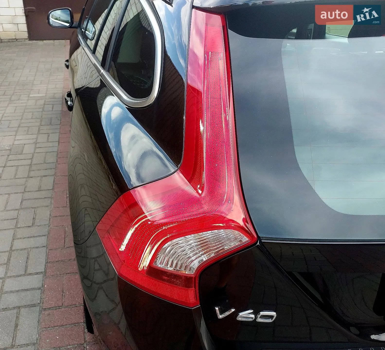 2017 Volvo V60 - мініатюра 47