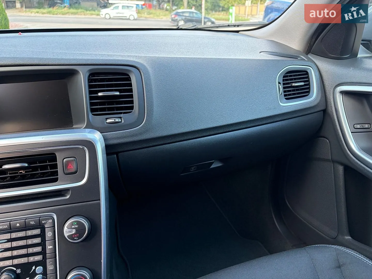 2016 Volvo V60 - мініатюра 28