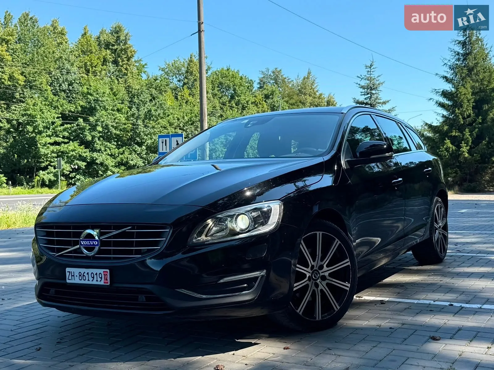 2015 Volvo V60 - мініатюра 8
