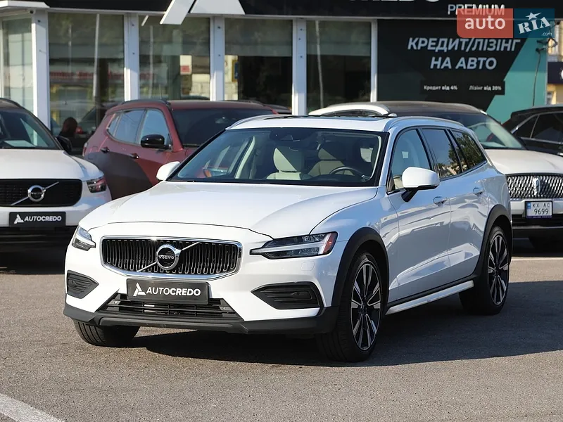 Volvo V60 2019