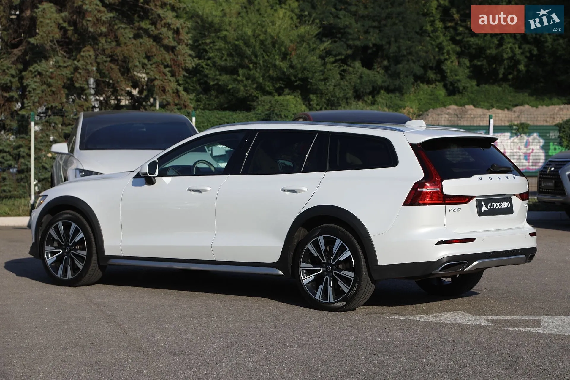 2019 Volvo V60 - мініатюра 9