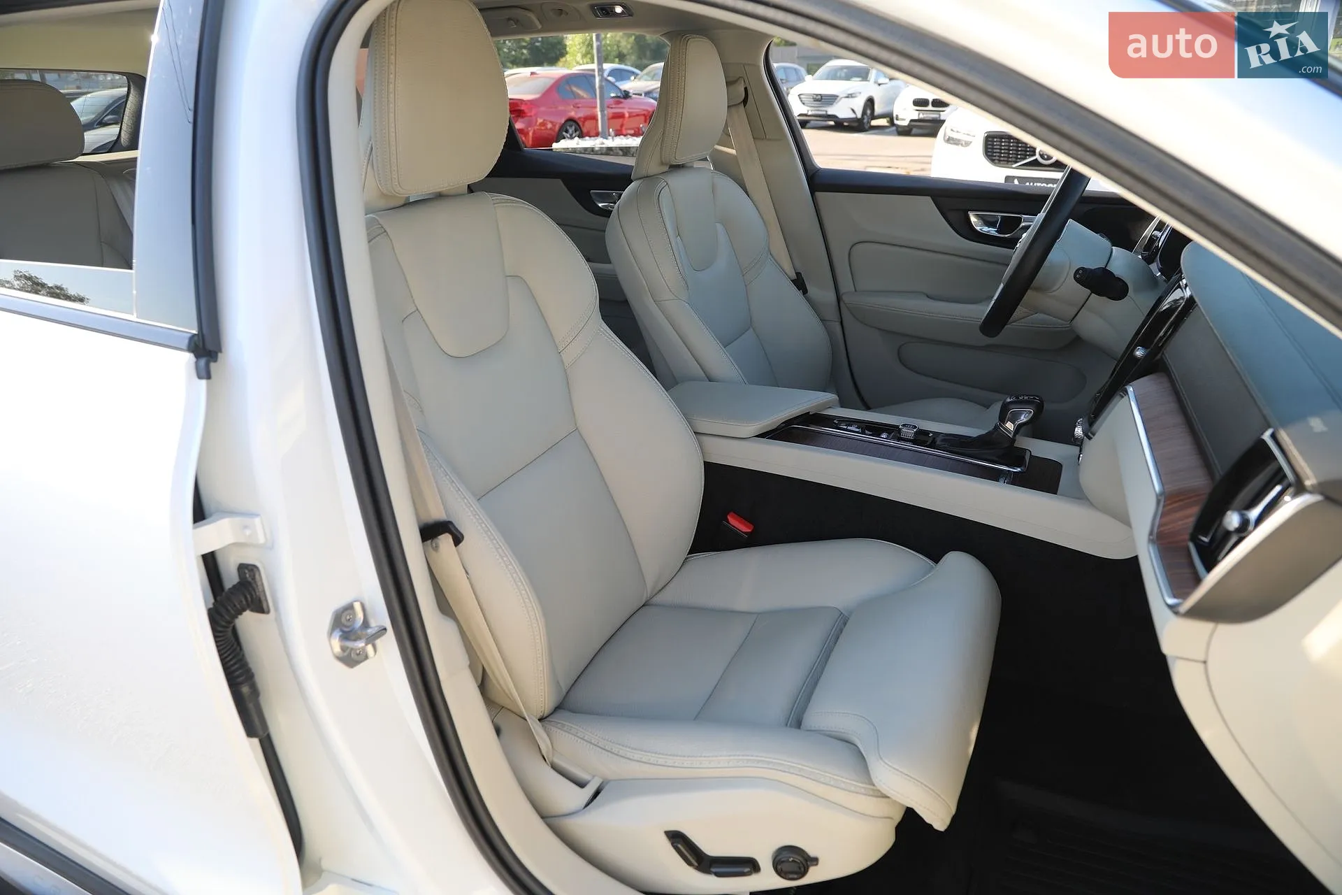 2019 Volvo V60 - мініатюра 17