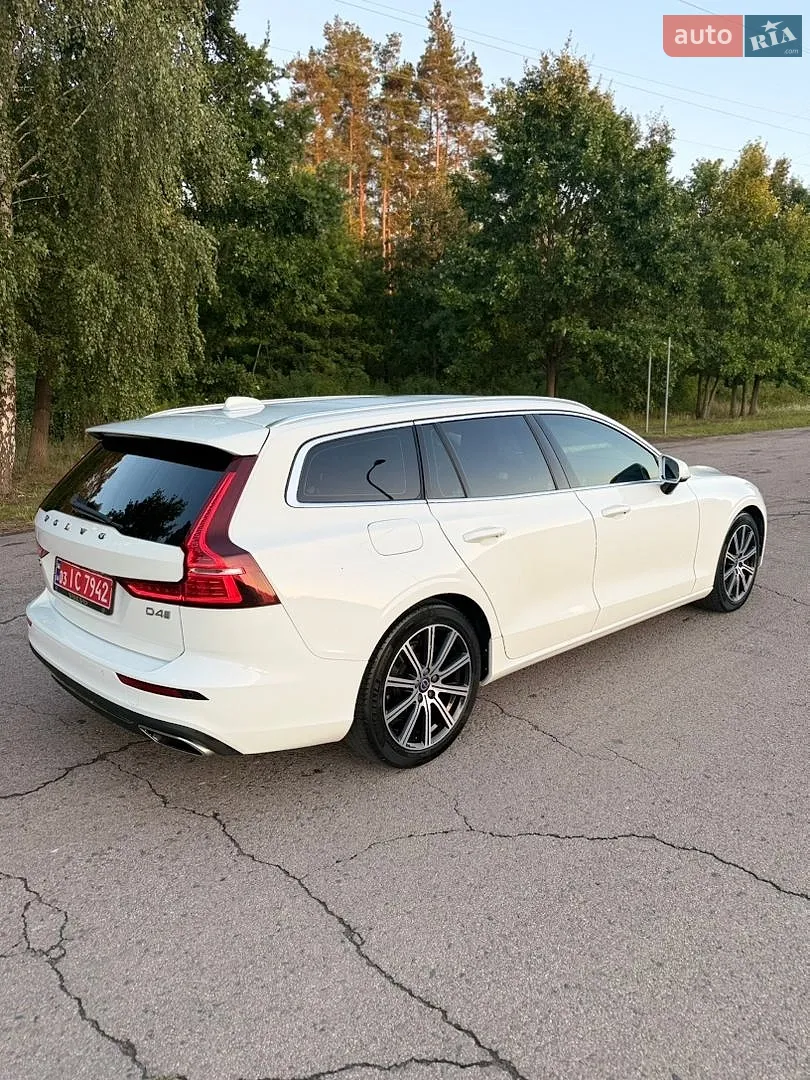 2019 Volvo V60 - мініатюра 16