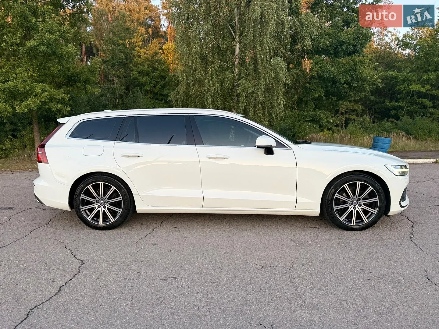 2019 Volvo V60 - мініатюра 14