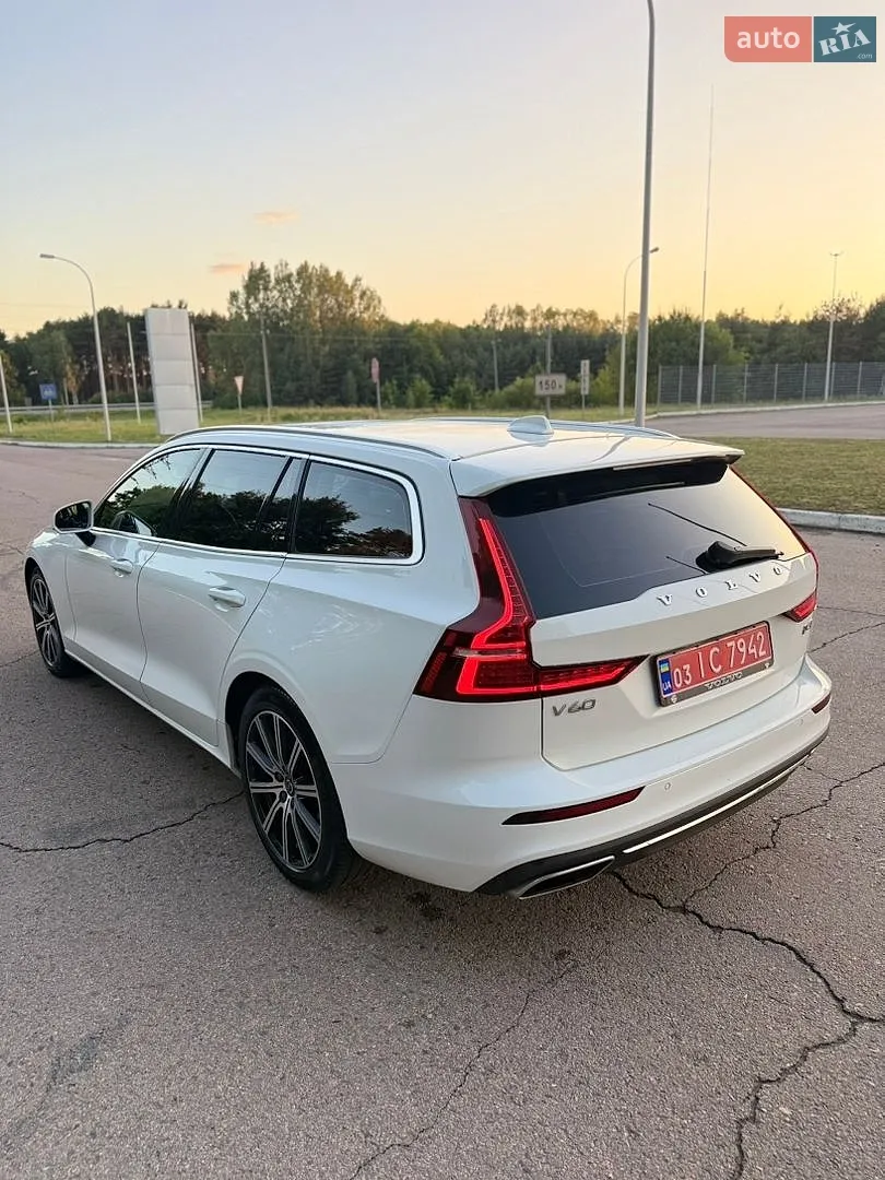 2019 Volvo V60 - мініатюра 23