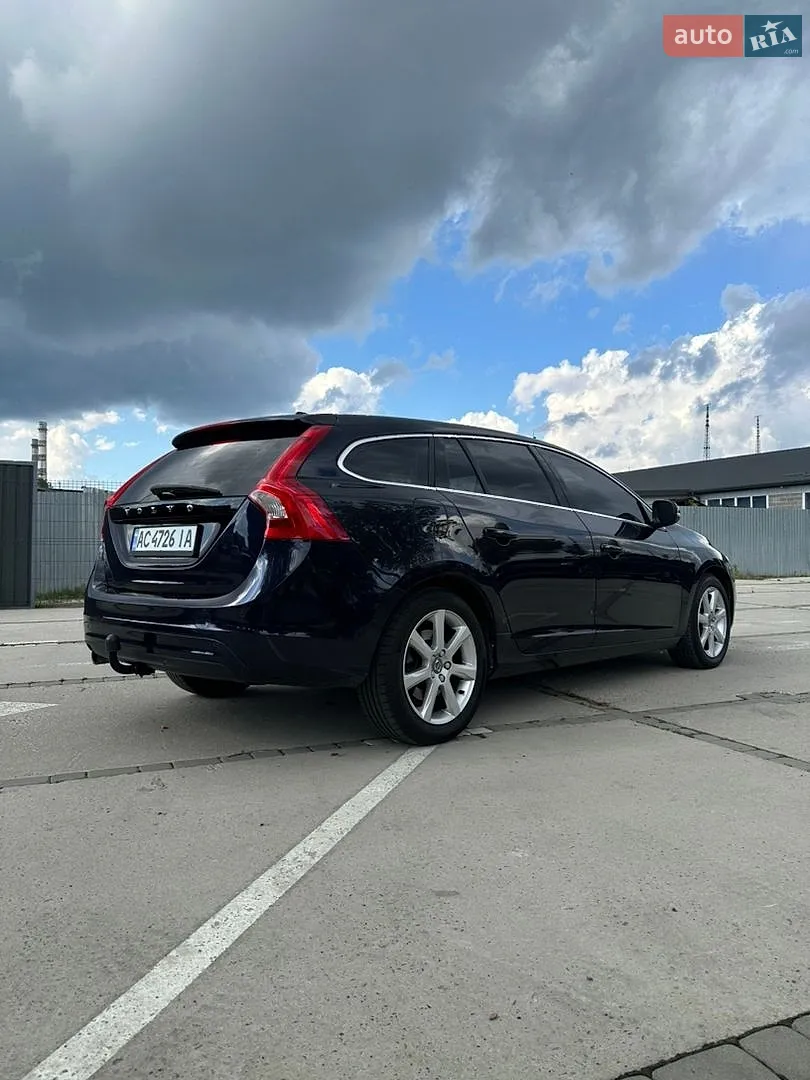 2018 Volvo V60 - мініатюра 7