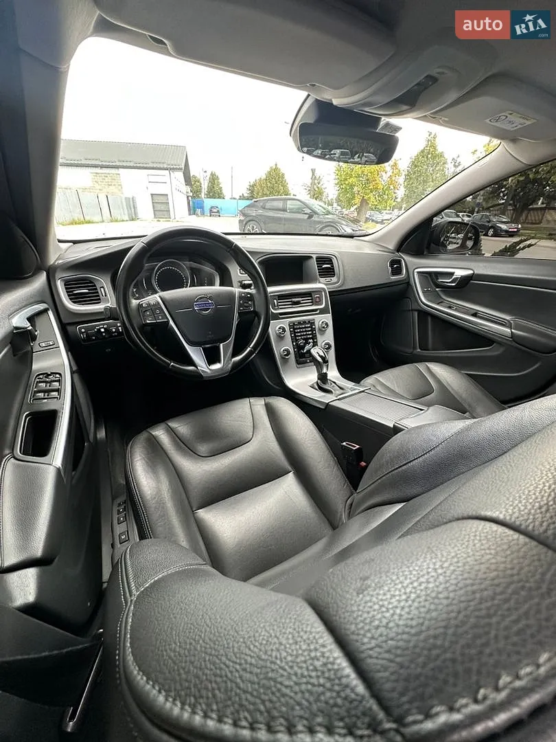 2018 Volvo V60 - мініатюра 19