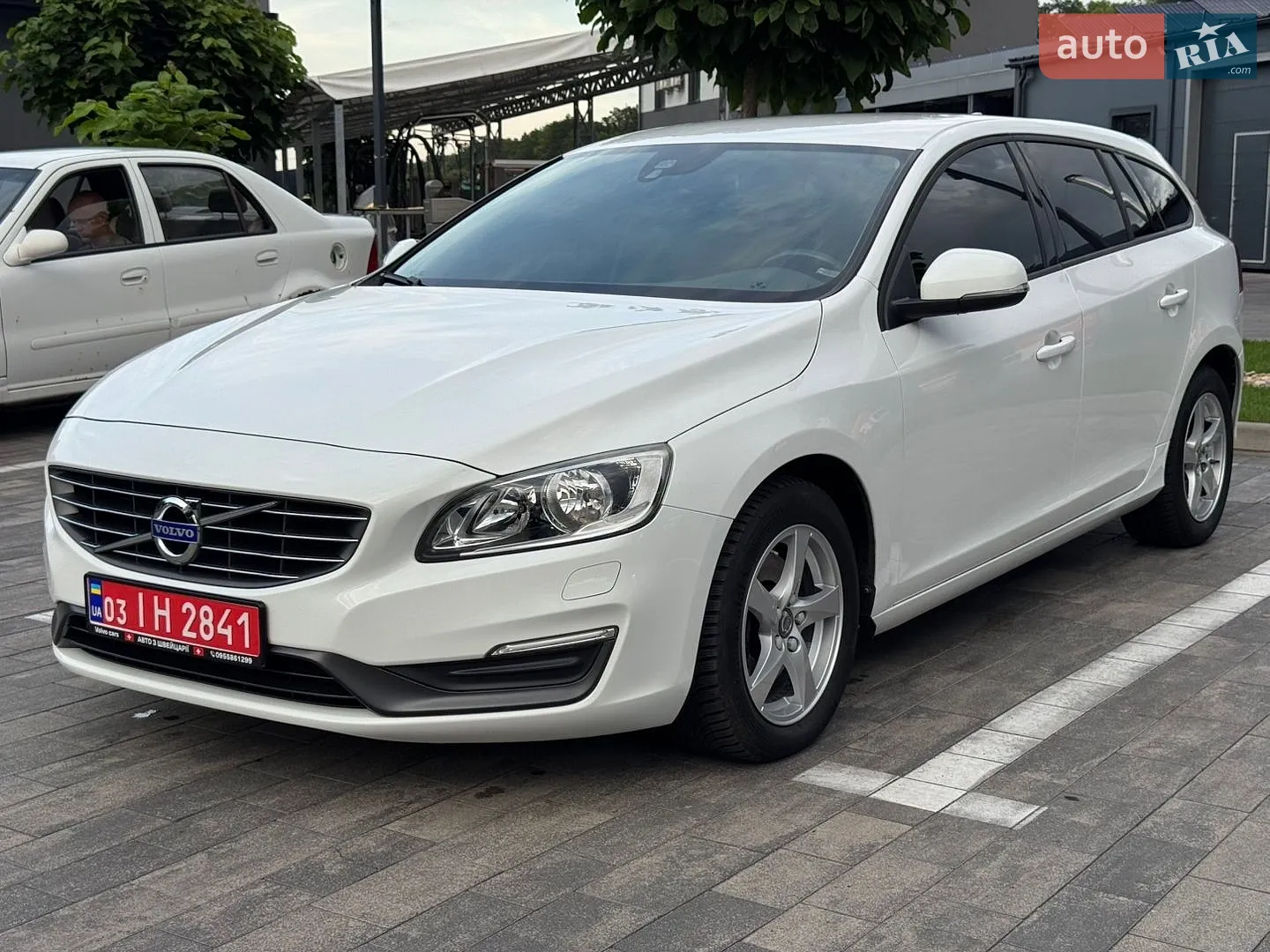 2015 Volvo V60 - мініатюра 9
