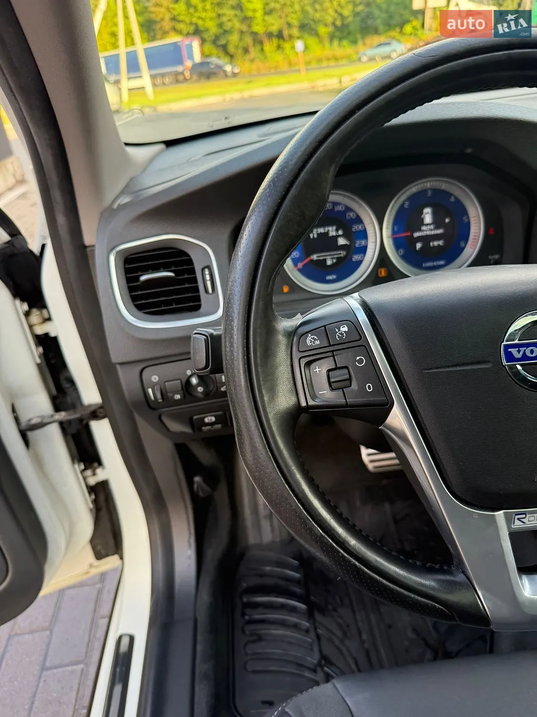 2012 Volvo V60 - мініатюра 19