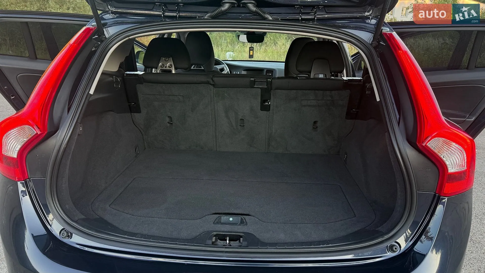 2016 Volvo V60 - мініатюра 54