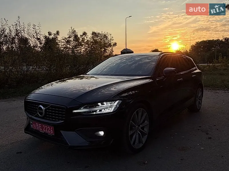 Volvo V60 2020