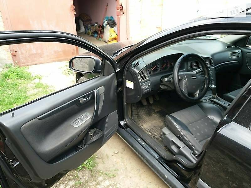 Універсал Volvo V70 2001 в Ромнах