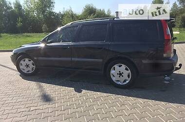 Універсал Volvo V70 2004 в Луцьку