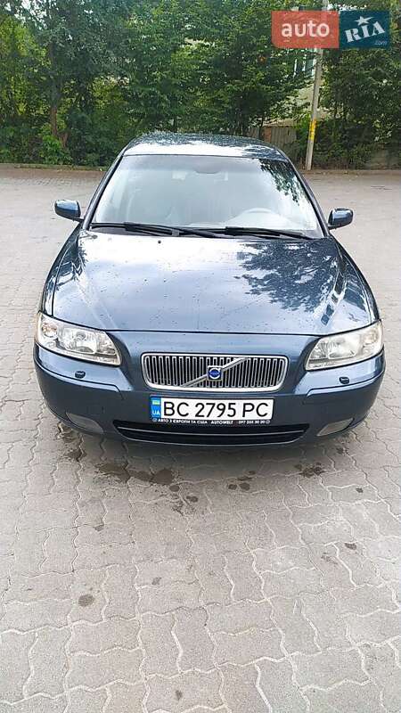 Volvo V70 2005