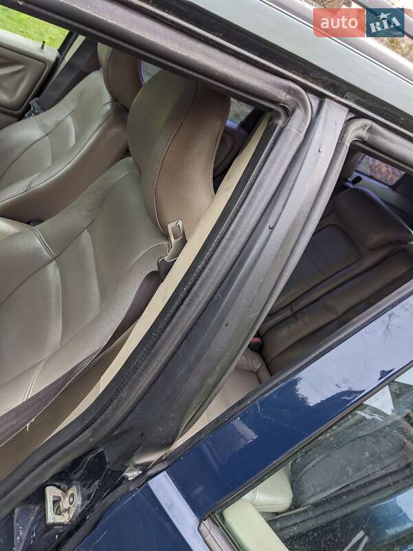 Универсал Volvo V70 1999 в Жовкве