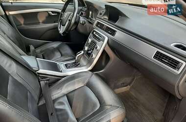 Универсал Volvo V70 2015 в 