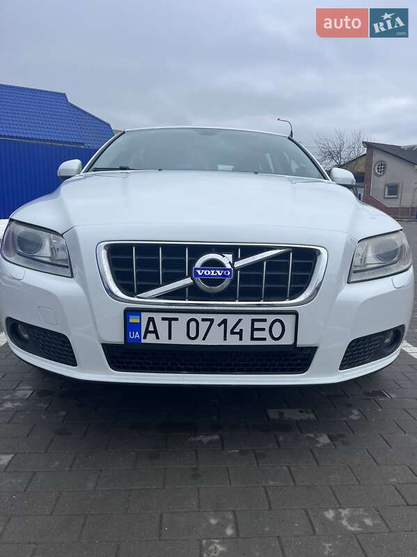 Volvo V70 2009