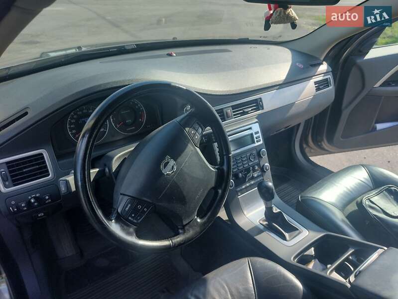 Універсал Volvo V70 2008 в Малині