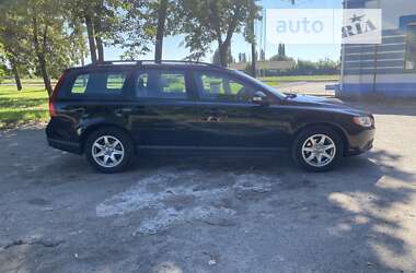 Универсал Volvo V70 2010 в Лебедине