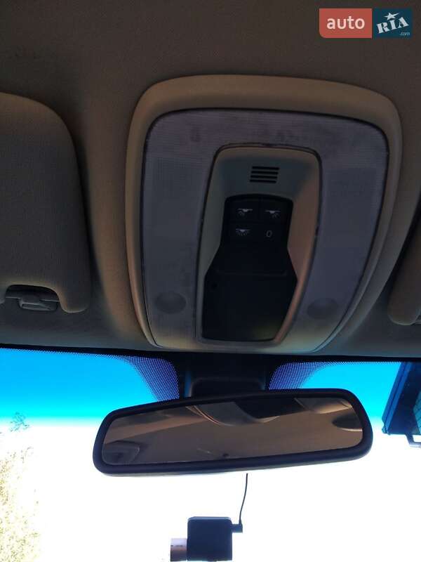 Универсал Volvo V70 2009 в Луцке