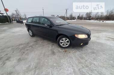 Універсал Volvo V70 2009 в Ізяславі