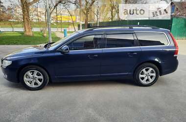 Универсал Volvo V70 2015 в Киеве