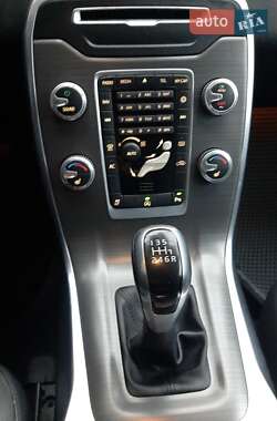 Универсал Volvo V70 2016 в Львове