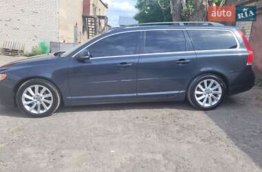 Універсал Volvo V70 2013 в Хмельницькому