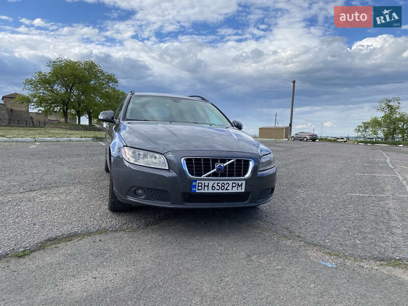 Универсал Volvo V70 2008 в Измаиле