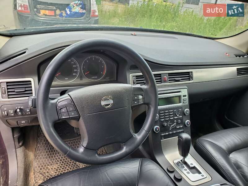 Универсал Volvo V70 2007 в Самборе