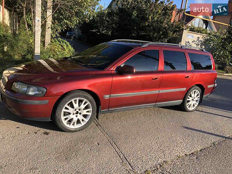 Универсал Volvo V70 2002 в Одессе