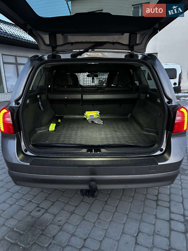 Универсал Volvo V70 2010 в Гусятине