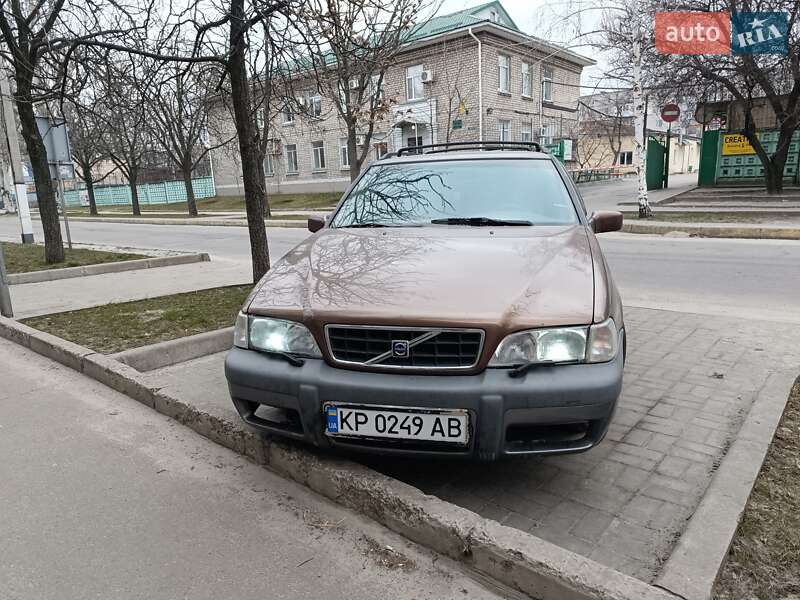 Універсал Volvo V70 1998 в Горішніх Плавнях фото 17 Універсал Volvo V70 1998 в Горішніх Плавнях