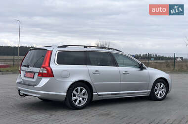 Універсал Volvo V70 2010 в Радивиліві