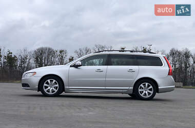 Універсал Volvo V70 2010 в Радивиліві