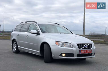 Універсал Volvo V70 2010 в Радивиліві