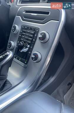 Універсал Volvo V70 2015 в 