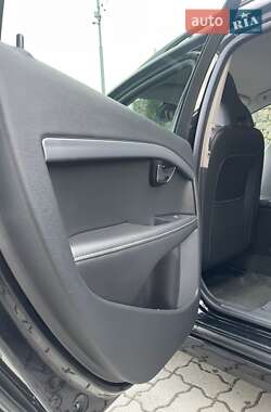 Універсал Volvo V70 2015 в 