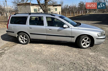 Універсал Volvo V70 2001 в Мізочі